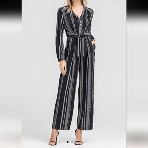 Lush women's black and white tie-up long sleeves jumpsuit size L